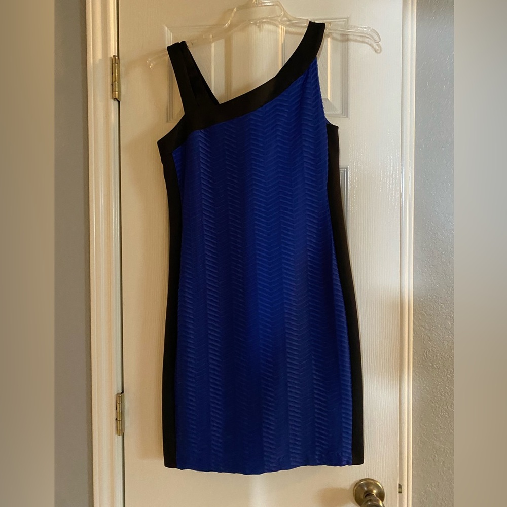 Valerie Bertinelli Womens Blue Asymmetrical Sleeve Sheath Dress Size 10